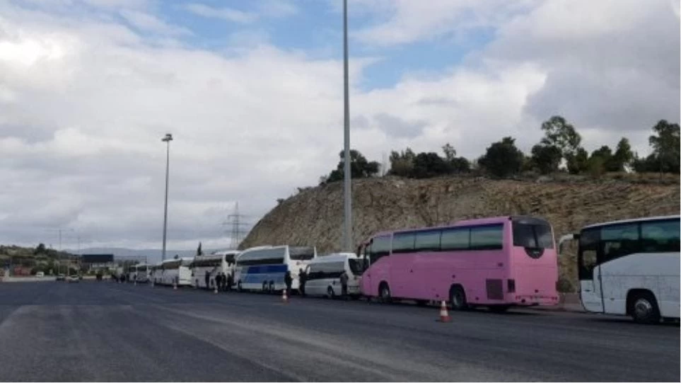 «Εγκλωβισμένοι» διαδηλωτές στη Συγγρού που ταξίδεψαν από τον Ασπρόπυργο